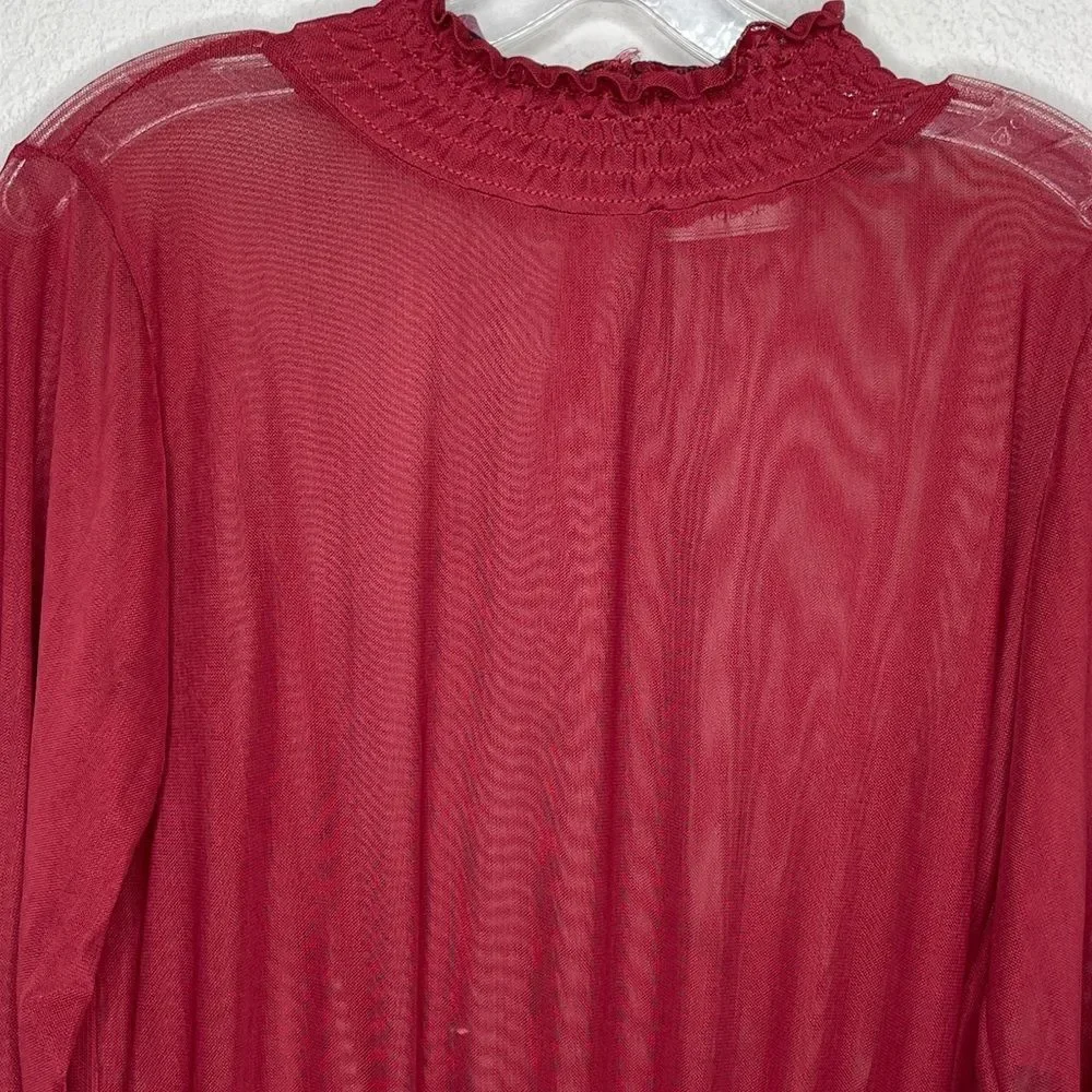 Modish Sheer‎ Blouse - Picture 2 of 8